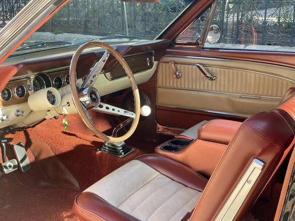 1966 Ford Mustang I, чёрный, 11000000 рублей - вид 6