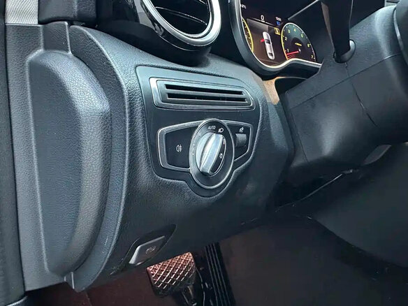 2021 Mercedes-Benz C-Класс 200 L IV (W205) Рестайлинг, чёрный - вид 12