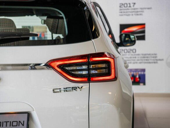 2024 Chery Tiggo 4 Pro I Рестайлинг, белый - вид 21
