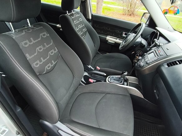 2013 Kia Soul I Рестайлинг, серебристый, 830000 рублей - вид 3