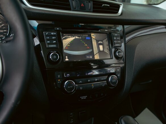 2017 Nissan Qashqai II, серебристый, 1415000 рублей - вид 13