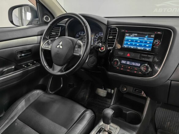 2012 Mitsubishi Outlander III, белый, 1249000 рублей - вид 11