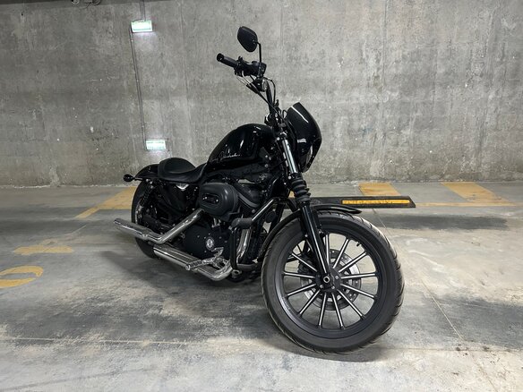 2011 Harley-Davidson Sportster 883, чёрный, 650000 рублей - вид 2