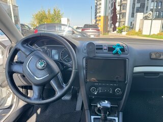 2010 Skoda Octavia II (A5) Рестайлинг, серебристый, 595000 рублей, вид 5