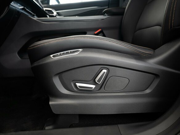 2026 Geely Okavango I Рестайлинг, чёрный, 4085990 рублей - вид 18