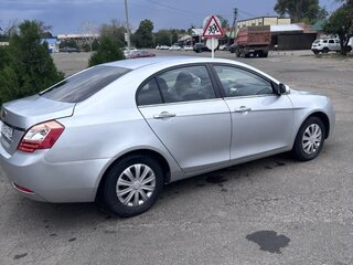 2013 Geely Emgrand EC7, серебристый, 700000 рублей, вид 3