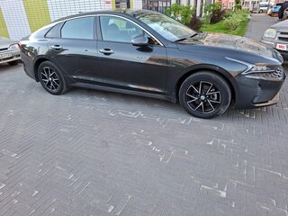 2021 Kia K5 III, серый, 2550000 рублей, вид 3