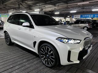 2024 BMW X5 40i IV (G05/G18) Рестайлинг, белый, 12500000 рублей, вид 4