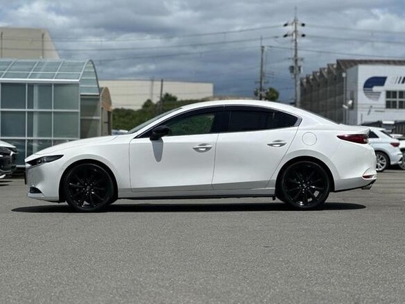 2022 Mazda 3 IV (BP), белый, 1200000 рублей - вид 7
