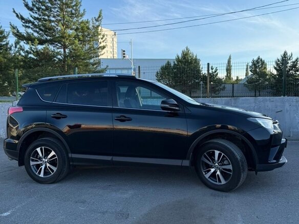 2019 Toyota RAV4 IV (XA40) Рестайлинг, чёрный - вид 2