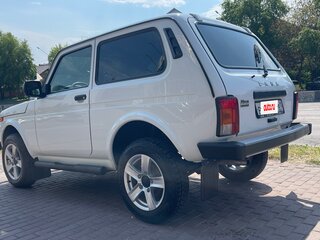 2023 Lada (ВАЗ) Niva Legend Euro-2 I, белый, 850000 рублей, вид 5