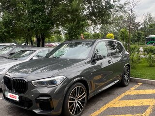 2022 BMW X5 40d IV (G05/G18), коричневый, 7000000 рублей, вид 2