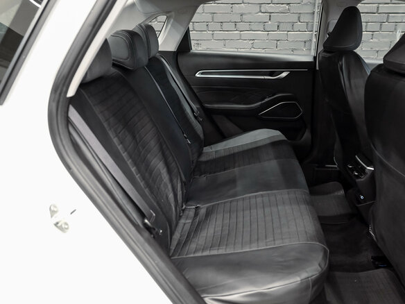 2024 Geely Emgrand II, белый, 1850000 рублей - вид 18