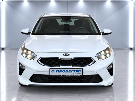 2019 Kia Ceed III, белый, 1385000 рублей, вид 2