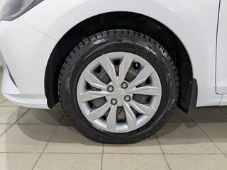 2022 Hyundai Solaris II Рестайлинг, белый, 1595000 рублей, вид 4