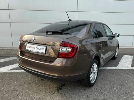 2017 Skoda Rapid I, коричневый, 1200000 рублей, вид 5