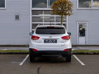 2015 Hyundai ix35 I Рестайлинг, белый, 1155000 рублей, вид 5