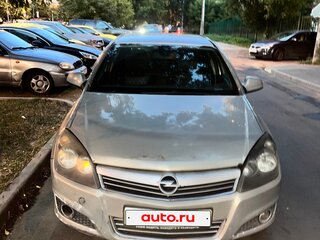 2010 Opel Astra H Рестайлинг, белый, 250000 рублей, вид 1