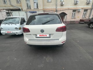 2011 Volkswagen Touareg II, белый, 1500000 рублей, вид 4