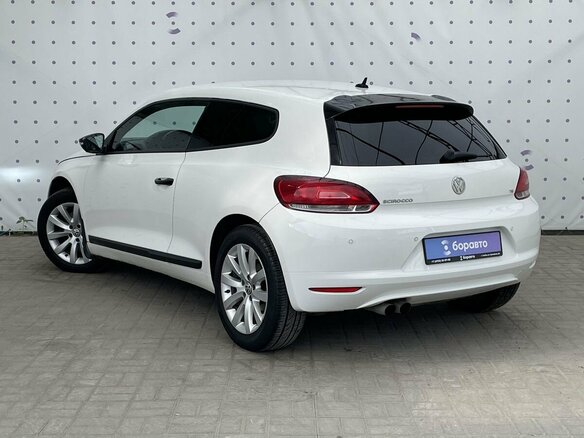 2011 Volkswagen Scirocco III, белый, 700000 рублей - вид 7
