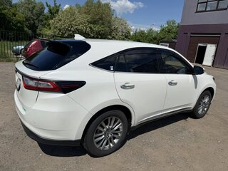 2019 Toyota Harrier III (XU60) Рестайлинг, белый, 3450000 рублей, вид 5
