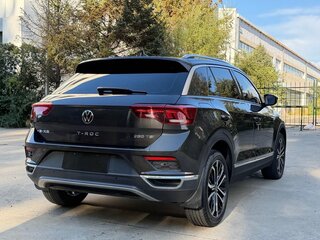 2023 Volkswagen T-Roc I (China Market), серый, 1400000 рублей, вид 3