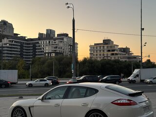 2009 Porsche Panamera 4S I, белый, 2750000 рублей, вид 3
