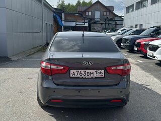 2013 Kia Rio III, серый, 726000 рублей, вид 5