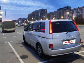 2005 Toyota ISis I, серый, 855000 рублей, вид 2