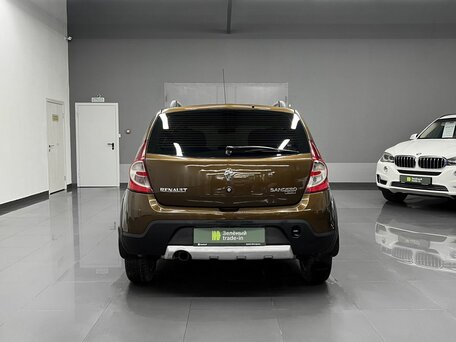 2013 Renault Sandero Stepway I, коричневый, 730000 рублей, вид 4