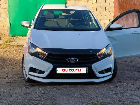 2017 Lada (ВАЗ) Vesta I, белый, 700000 рублей