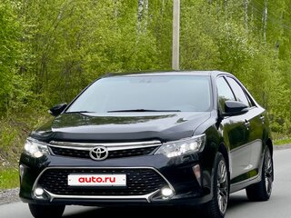 2017 Toyota Camry VII (XV50) Рестайлинг 2, чёрный, 2480000 рублей, вид 3