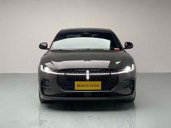 2024 Lincoln Z, зелёный, 3390000 рублей - вид 2