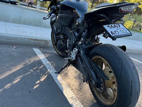2017 Honda CBR 1000 RR/RA Fireblade, серый, 1000000 рублей, вид 4