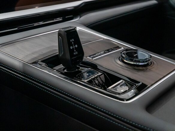 2026 Geely Monjaro I, чёрный, 4899990 рублей - вид 6