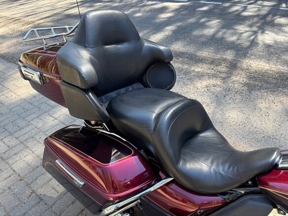 2013 Harley-Davidson Electra Glide, пурпурный, 1049000 рублей - вид 13