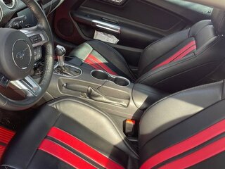 2020 Ford Mustang VI Рестайлинг, красный, 3300000 рублей, вид 4