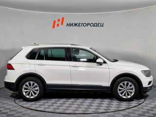 2017 Volkswagen Tiguan II, белый, 2079000 рублей, вид 4