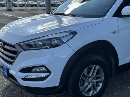 2016 Hyundai Tucson III, белый, 1395000 рублей, вид 3