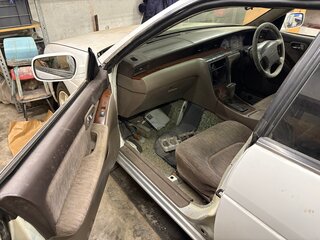 1997 Nissan Laurel VIII (C35), белый, 230000 рублей, вид 5
