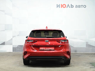 2019 Kia Ceed III, красный, 1920000 рублей, вид 5