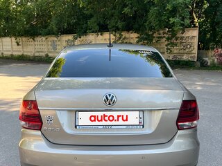2017 Volkswagen Polo V Рестайлинг, бежевый, 1700000 рублей, вид 5