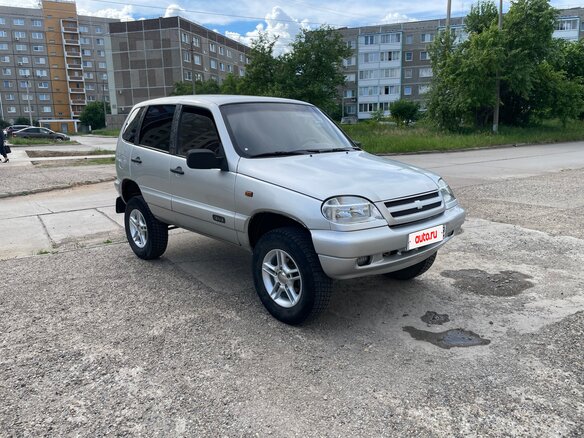 2006 Chevrolet Niva I, серебристый, 380000 рублей - вид 1