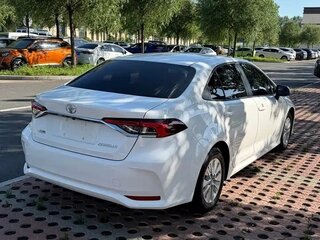 2022 Toyota Corolla XII (E210), белый, 1500003 рублей, вид 4