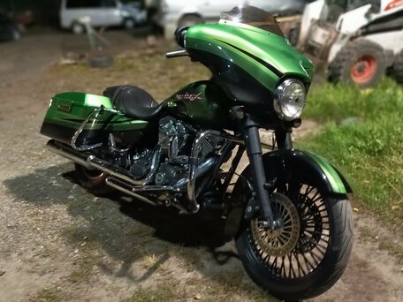 2011 Harley-Davidson Street Glide, зелёный, 870000 рублей, вид 4
