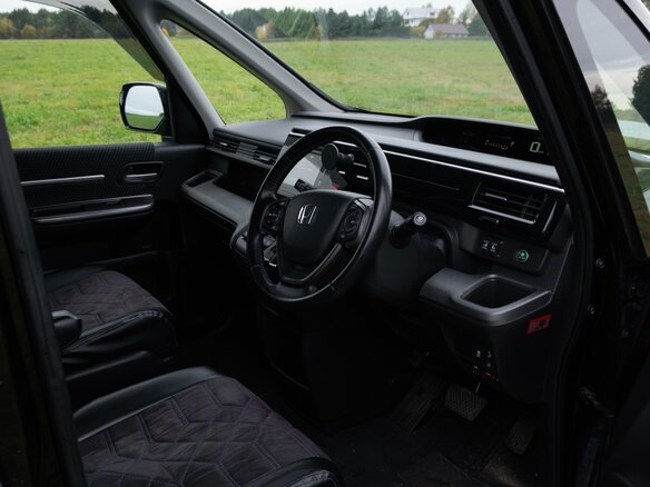 2015 Honda Stepwgn Spada V, чёрный - вид 8