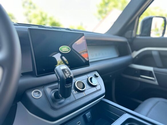 2023 Land Rover Defender 110 II, белый, 12500000 рублей - вид 20