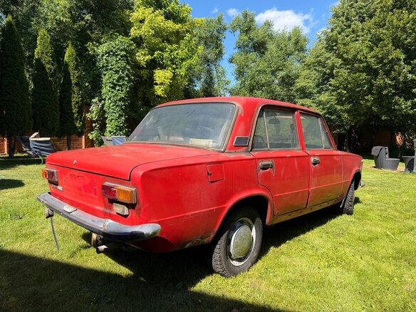 1984 Lada (ВАЗ) 21011, красный, 150000 рублей - вид 8