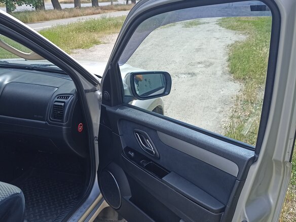 2008 Ford Escape I Рестайлинг 2, серебристый - вид 20