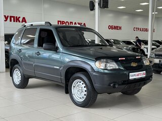 2012 Chevrolet Niva I Рестайлинг, зелёный, 685000 рублей, вид 3